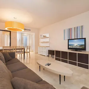  Apartment Spacious 3 Bedrooms Side Sea View